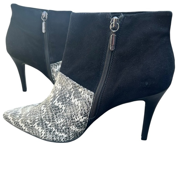 Trina Turk Snake Skin Suede Ankle Boots 9.5 Black Mob Wife Stiletto - Picture 3 of 12